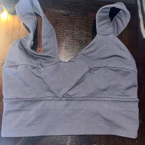 LULULEMON SPORTS BRA SIZE 4
